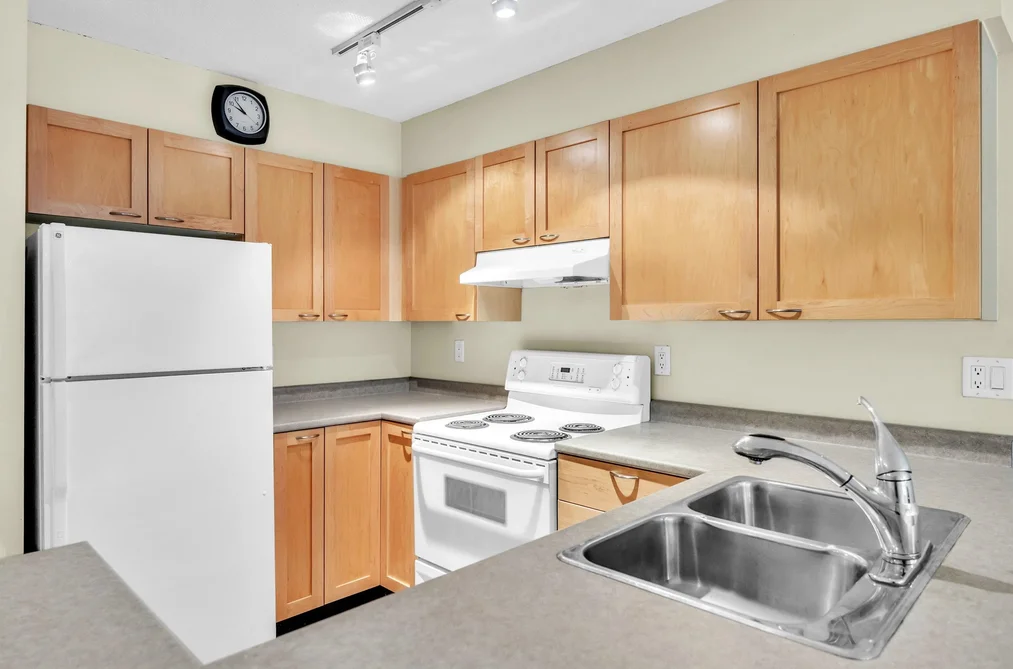 301 7383 GRIFFITHS DRIVE, Burnaby BC V5E 4M8, Burnaby BC — Residential for Sale - Photo 4