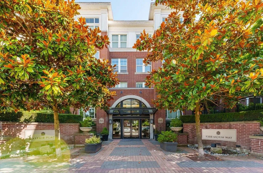 Condo for sale at 301 9388 Mckim Way Richmond British Columbia - MLS: R3080050