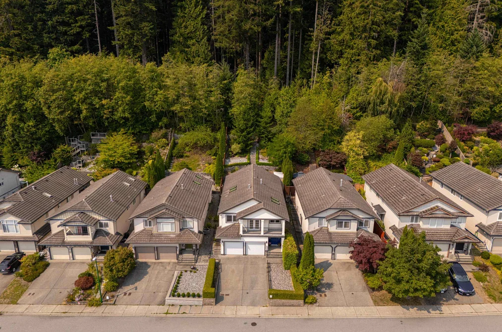 House for sale at 3017 Maplewood Court Coquitlam British Columbia - MLS: R3157569