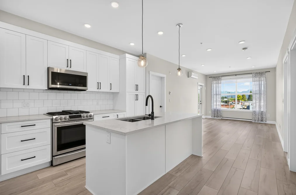 Condo for sale at 302 11893 227 Street Maple Ridge British Columbia - MLS: R3137821