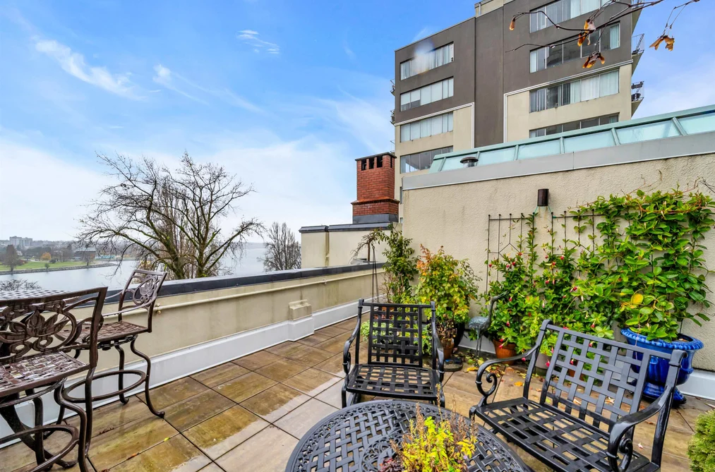 Condo for sale at 302 1311 Beach Avenue Vancouver British Columbia - MLS: R3108005