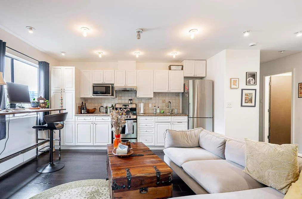 302 138 TEMPLETON DRIVE, Vancouver BC V5L 4N3, Vancouver BC — Residential for Sale — Photo 12 of 29