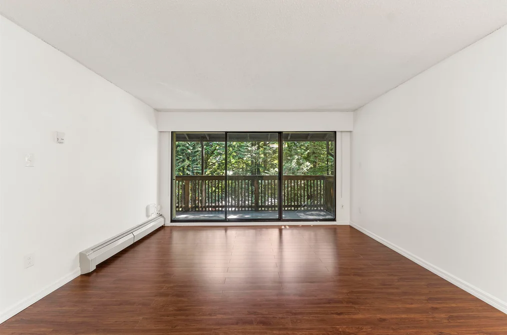 302 14925 100 AVENUE, Surrey BC V3R 1J6, Surrey BC — Residential for Sale - Photo 3