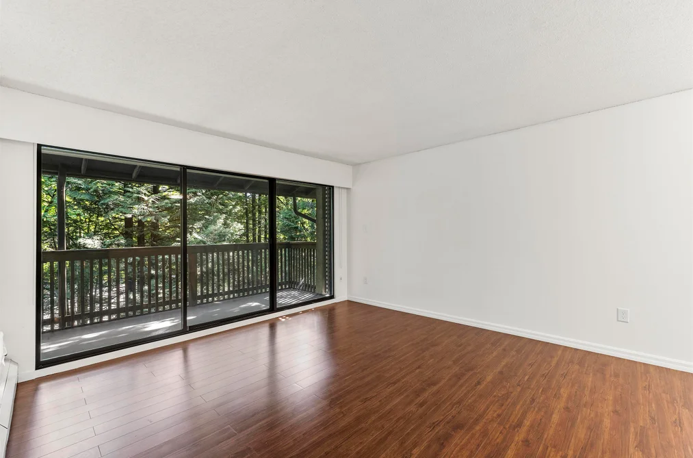 302 14925 100 AVENUE, Surrey BC V3R 1J6, Surrey BC — Residential for Sale - Photo 4