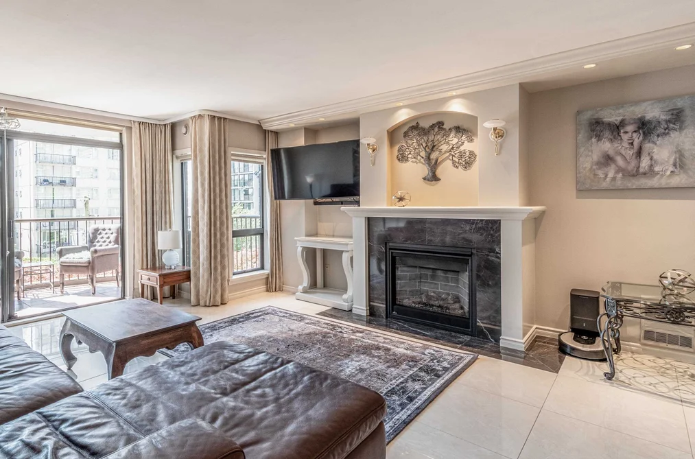 Condo for sale at 302 1520 Harwood Street Vancouver British Columbia - MLS: R3126349