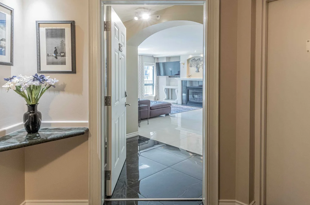 302 1520 HARWOOD STREET, Vancouver BC V6G 1X9, Vancouver BC — Residential for Sale - Photo 2
