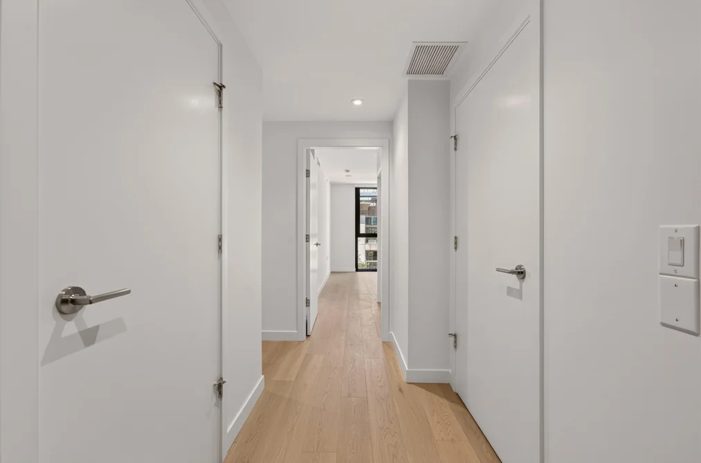 302 1526 W 6TH AVENUE, Vancouver BC V6J 0J9, Vancouver BC — Residential for Sale — Photo 11 of 40