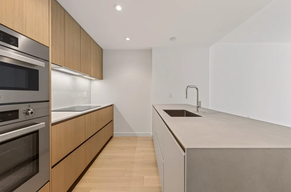 302 1526 W 6TH AVENUE, Vancouver BC V6J 0J9, Vancouver BC — Residential for Sale — Photo 9 of 40