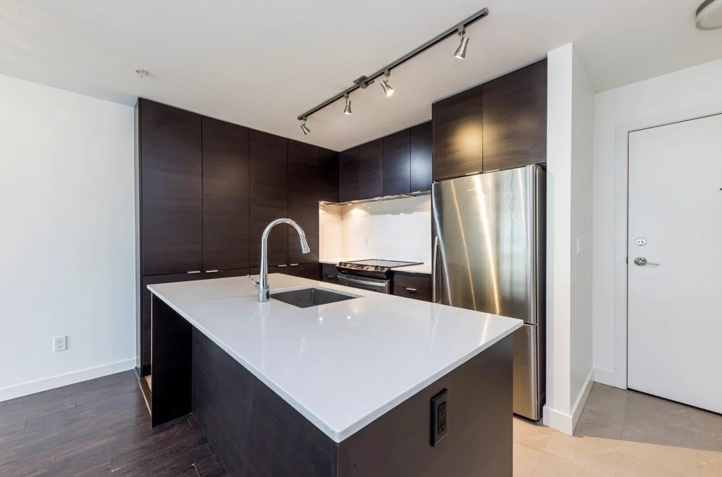 302 1677 LLOYD AVENUE, North Vancouver BC V7P 0B1, North Vancouver BC — Residential for Sale - Photo 6