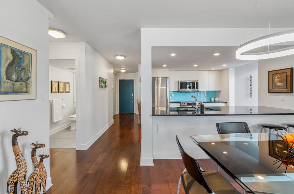 302 168 CHADWICK COURT, North Vancouver BC V7M 3L4, North Vancouver BC — Residential for Sale - Photo 5