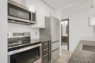 170 E 3rd St Unit 302, North Vancouver, BC - MLS: R3171764