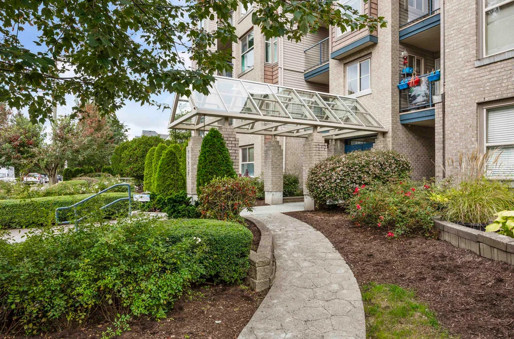302 20237 54 AVENUE, Langley BC V3A 3W2, Langley BC — Residential for Sale - Photo 3