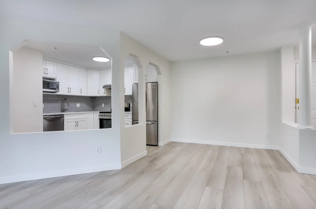 302 20727 DOUGLAS CRESCENT, Langley BC V3A 4C1, Langley BC — Residential for Sale - Photo 6