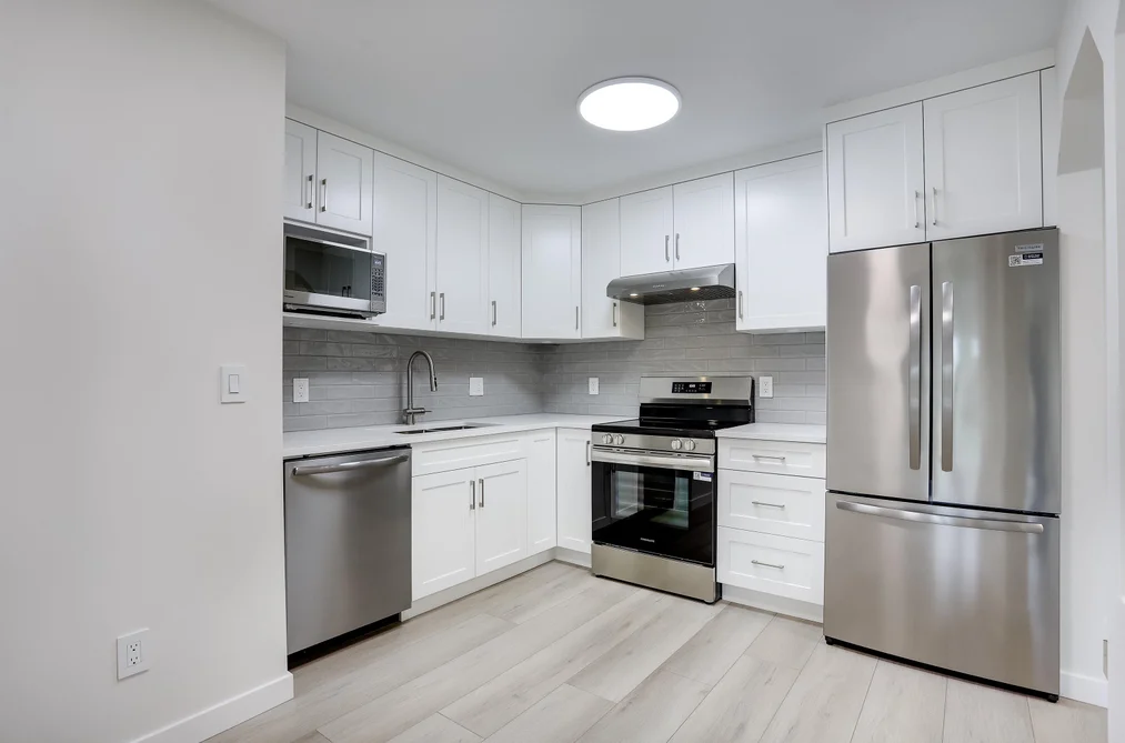 302 20727 DOUGLAS CRESCENT, Langley BC V3A 4C1, Langley BC — Residential for Sale - Photo 7
