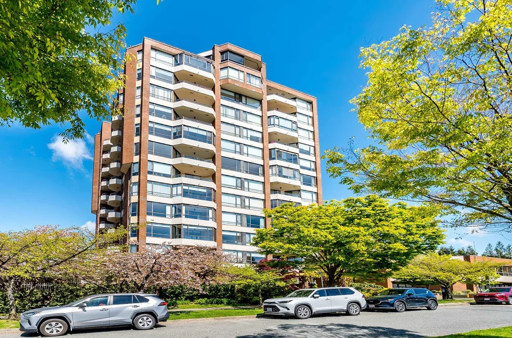 Condo for sale at 302 2189 W 42nd Avenue Vancouver British Columbia - MLS: R3115530