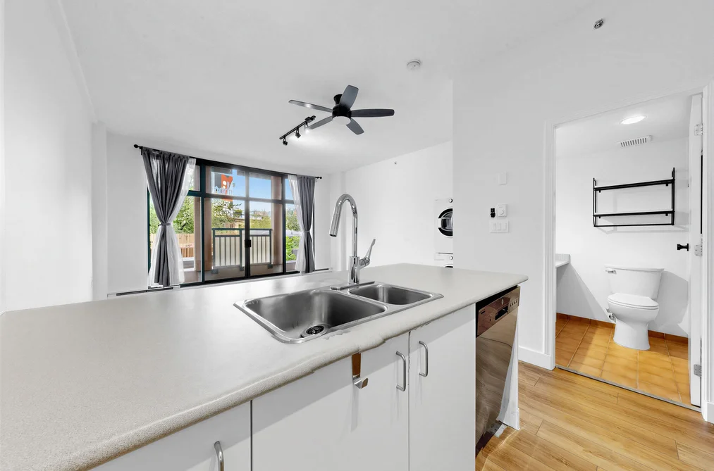 302 22 E CORDOVA STREET, Vancouver BC V6A 4G8, Vancouver BC — Residential for Sale — Photo 17 of 30