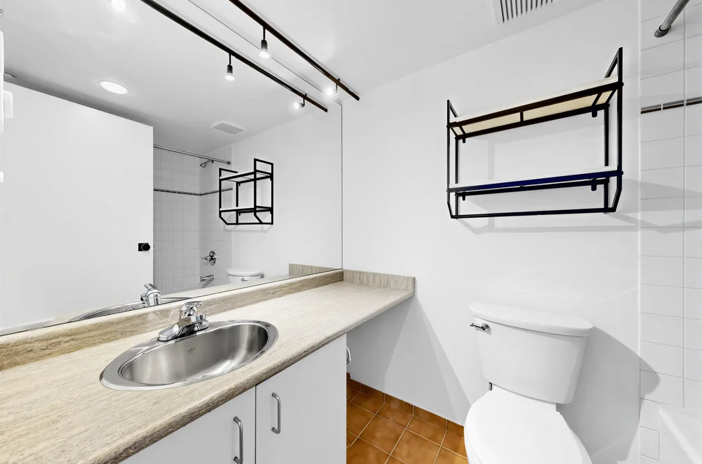 302 22 E CORDOVA STREET, Vancouver BC V6A 4G8, Vancouver BC — Residential for Sale — Photo 18 of 30