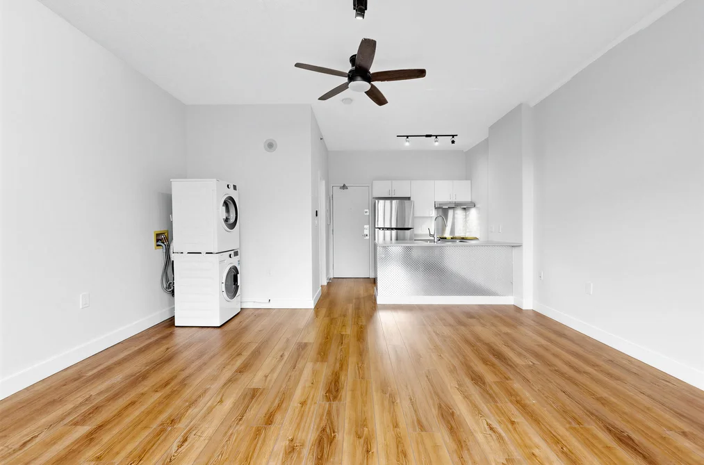 302 22 E CORDOVA STREET, Vancouver BC V6A 4G8, Vancouver BC — Residential for Sale — Photo 3 of 30