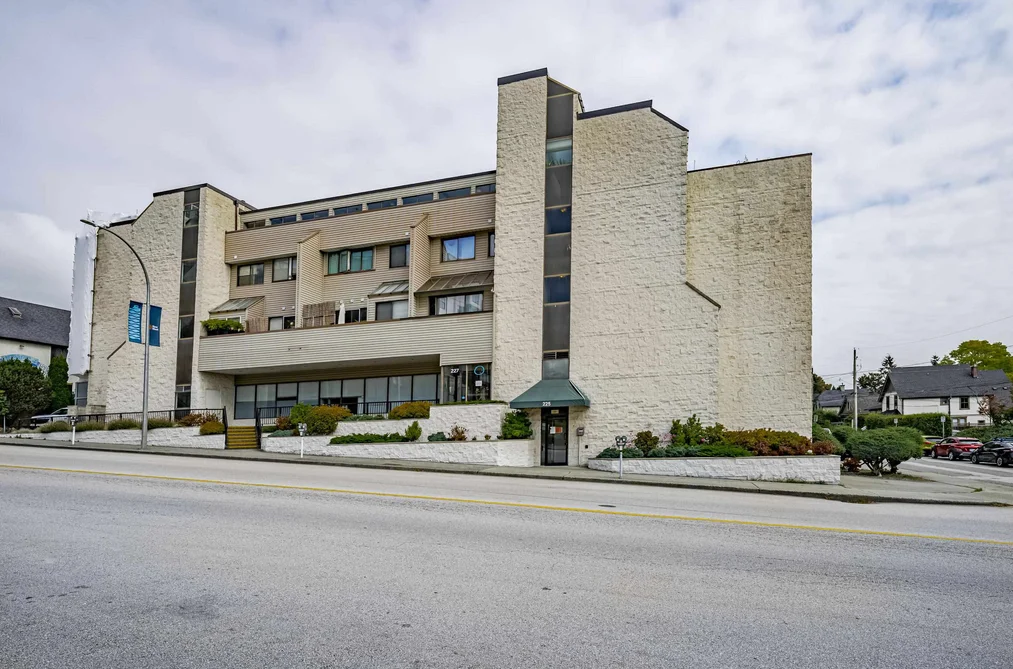 302 225 SIXTH STREET, New Westminster BC V3L 3A5, New Westminster BC — Residential for Sale - Photo 4