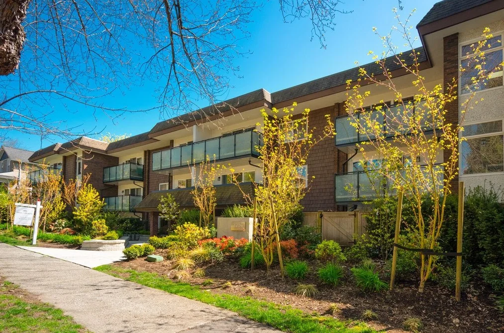 302 2250 OXFORD STREET, Vancouver BC V5L 1G1, Vancouver BC — Residential for Sale - Photo 2