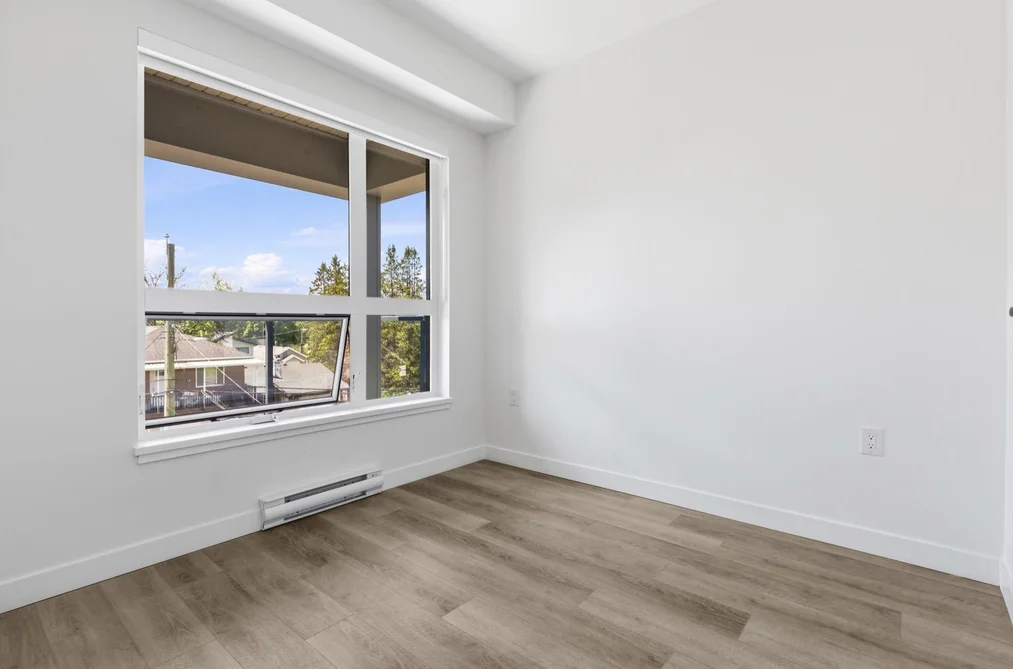 302 2268 E BROADWAY, Vancouver BC V5N 0L2, Vancouver BC — Residential for Sale — Photo 12 of 28