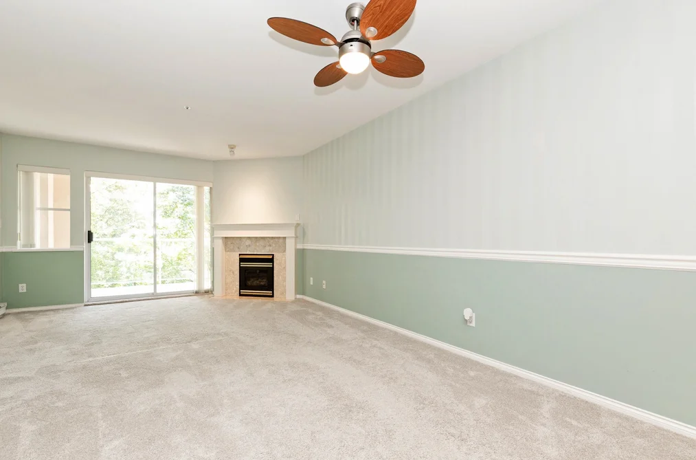 302 22722 LOUGHEED HIGHWAY, Maple Ridge BC V2X 2V6, Maple Ridge BC — Residential for Sale - Photo 2