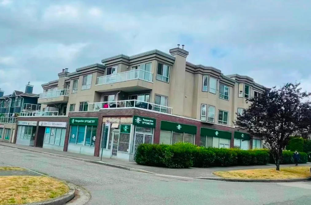 Condo for sale at 302 2288 Newport Avenue Vancouver British Columbia - MLS: R3137065