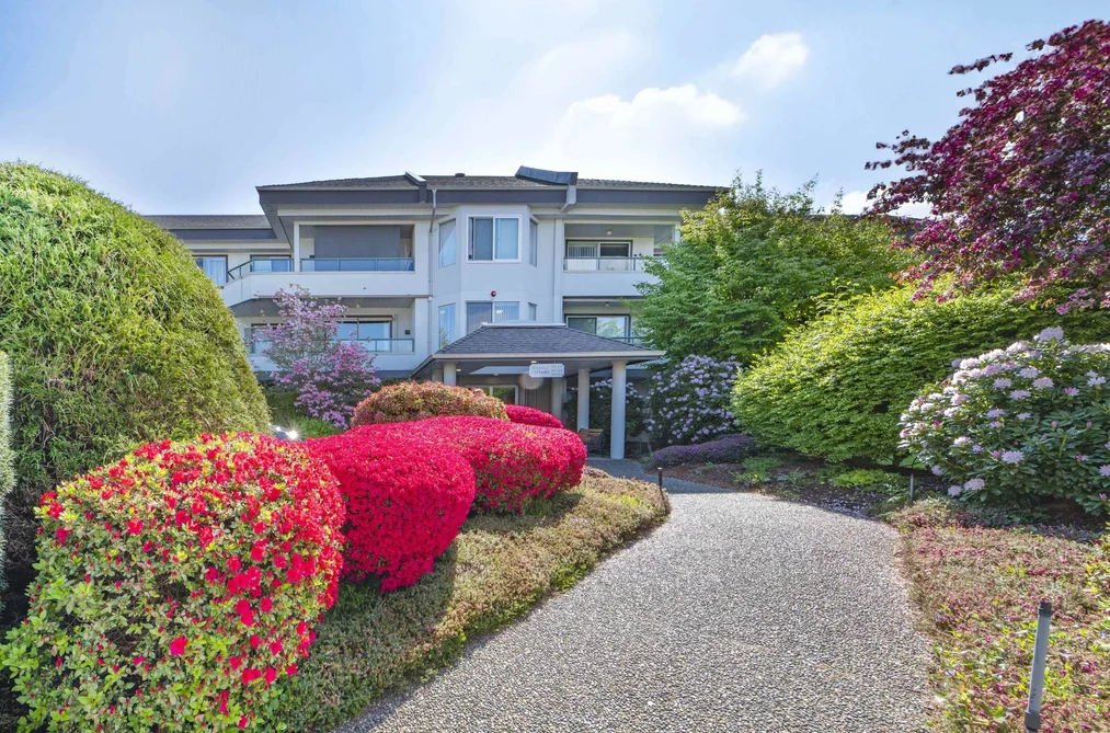 302 2451 GLADWIN ROAD, Abbotsford BC V2T 3N8, Abbotsford BC — Residential for Sale - Photo 2