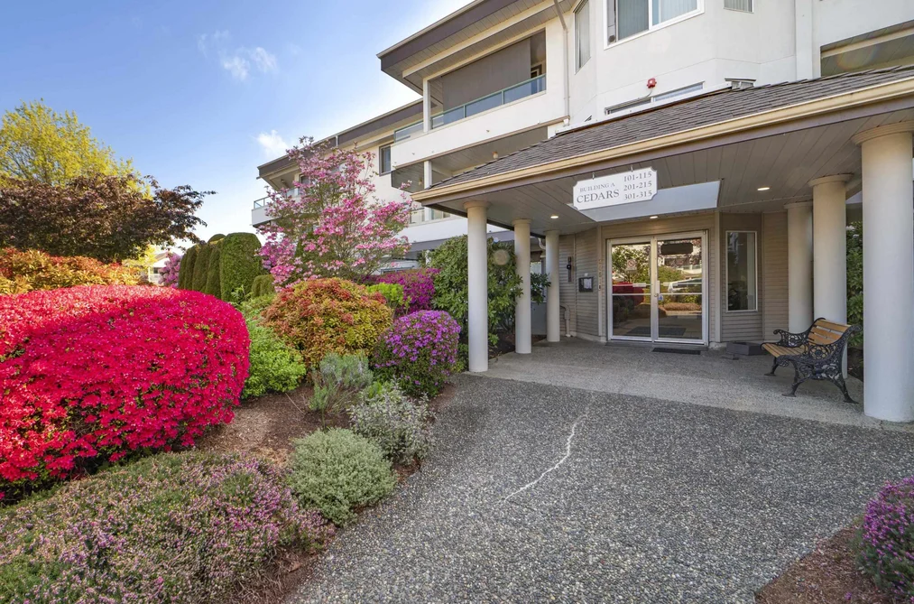 302 2451 GLADWIN ROAD, Abbotsford BC V2T 3N8, Abbotsford BC — Residential for Sale - Photo 3
