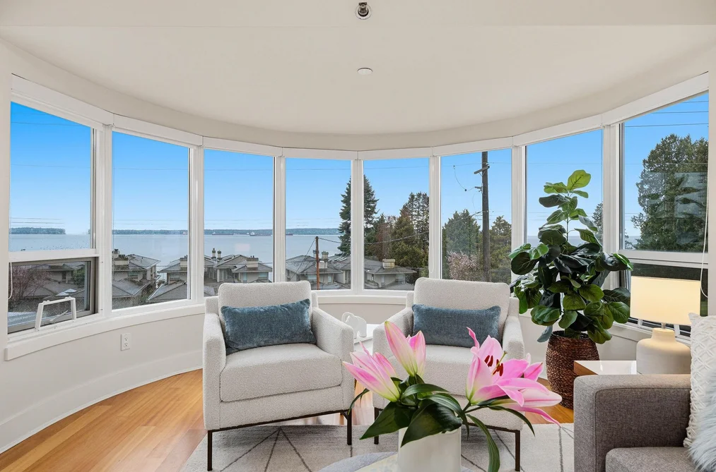 Condo for sale at 302 2455 Bellevue Avenue West Vancouver British Columbia - MLS: R3102717