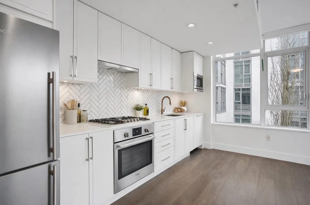 302 2455 KINGSWAY, Vancouver BC V5R 5G8, Vancouver BC — Residential for Sale - Photo 4