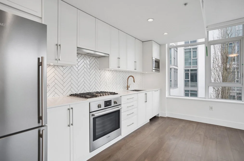 302 2455 KINGSWAY, Vancouver BC V5R 5G8, Vancouver BC — Residential for Sale - Photo 5