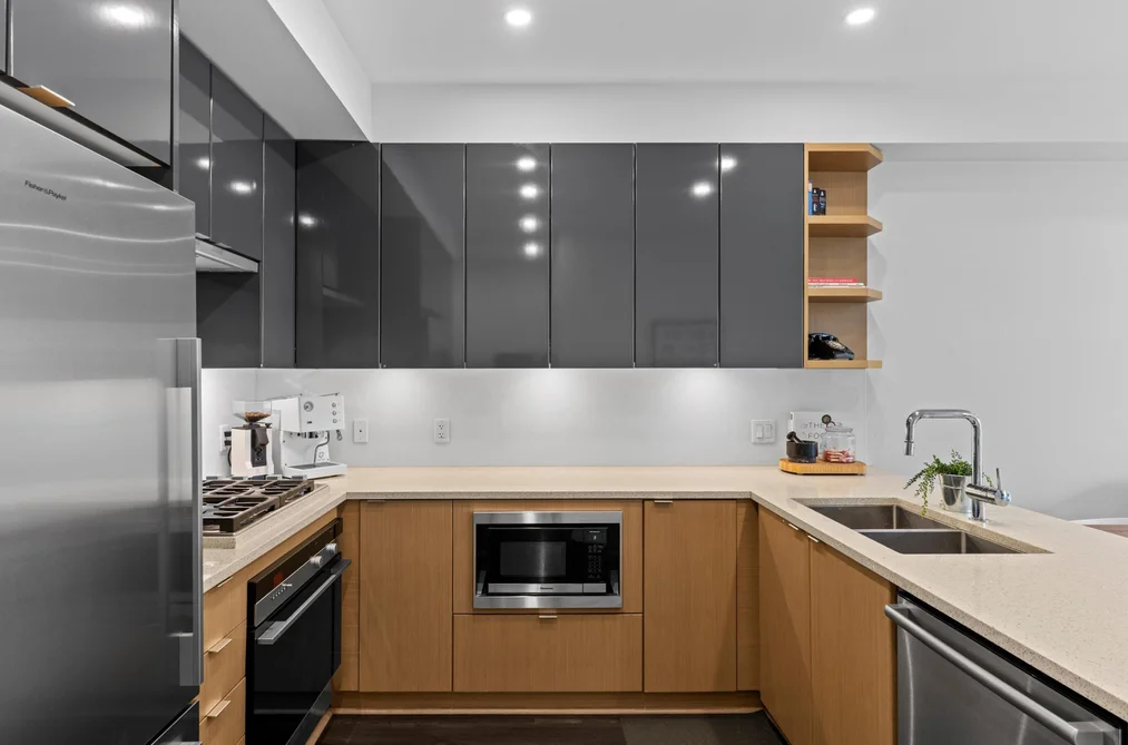 302 - 2528 Collingwood Street, Vancouver, BC - MLS: R3179419 - Photo 2 302 - 2528 Collingwood Street, Vancouver, BC - MLS: R3179419 - Photo 2