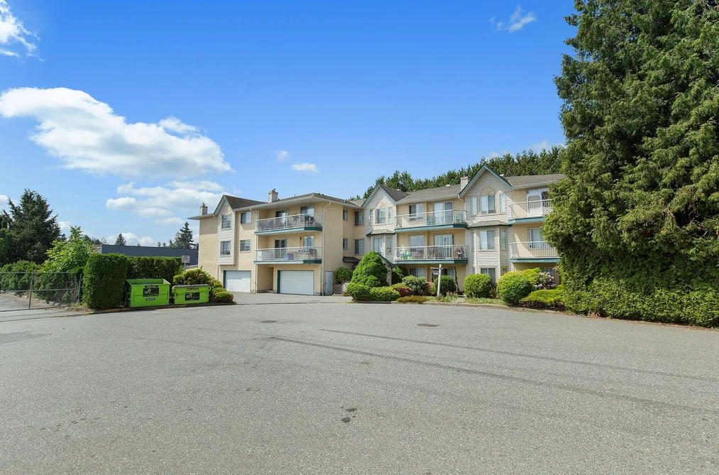 302 2567 VICTORIA STREET, Abbotsford BC V2T 2T4, Abbotsford BC — Residential for Sale - Photo 2