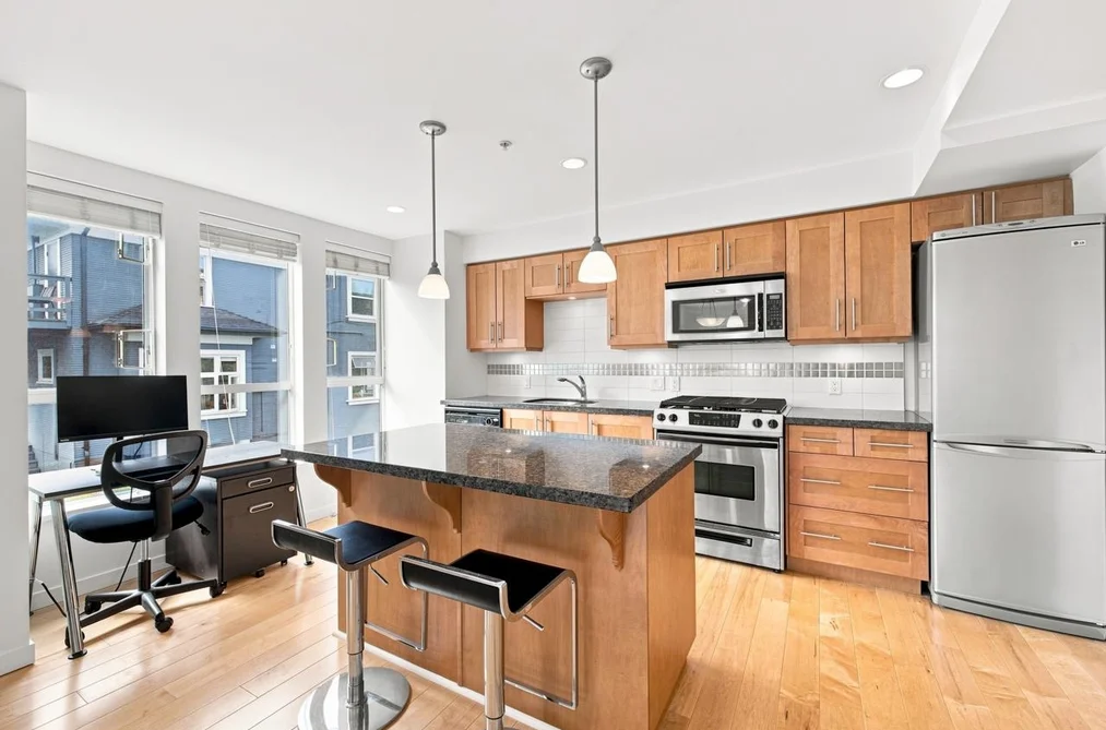 Condo for sale at 302 2626 Alberta Street Vancouver British Columbia - MLS: R3165016