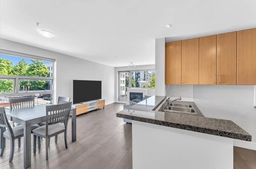 Condo for sale at 302 2680 Arbutus Street Vancouver British Columbia - MLS: R3130232