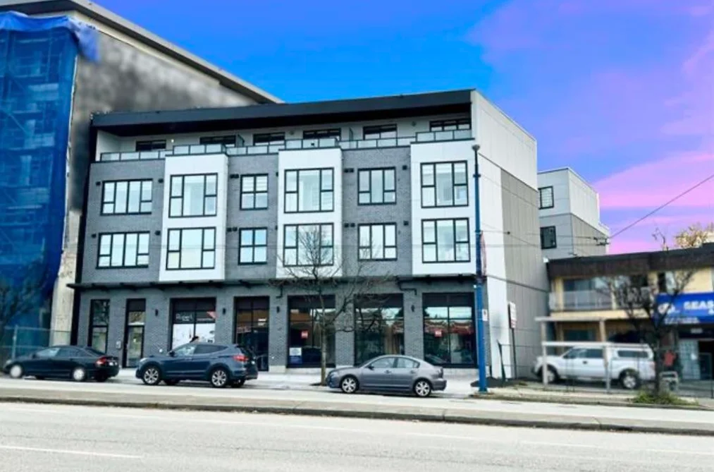 Condo for sale at 302 3050 Kingsway Road Vancouver British Columbia - MLS: R3065656