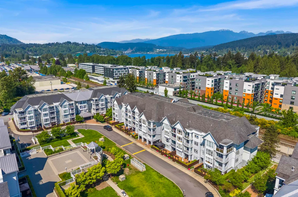 Condo for sale at 302 3142 St Johns Street Port Moody British Columbia - MLS: R3153787