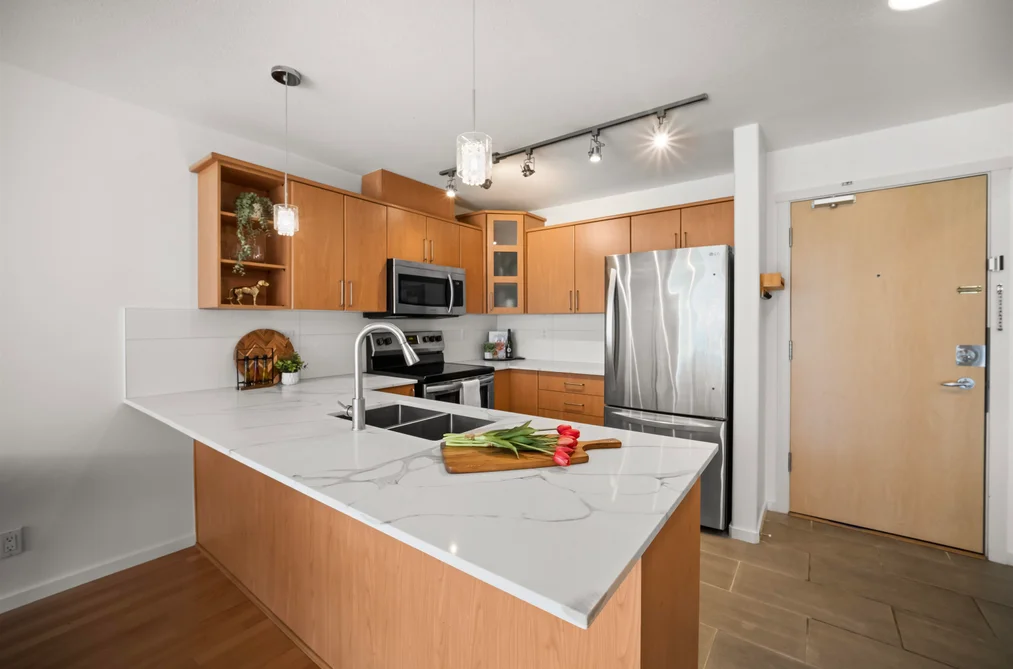 302 3142 ST JOHNS STREET, Port Moody BC V3H 5E5, Port Moody BC — Residential for Sale - Photo 4
