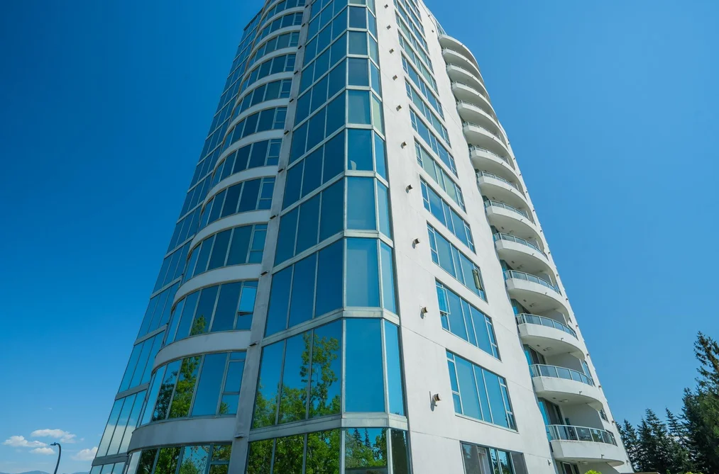 Condo for sale at 302 32330 South Fraser Way Abbotsford British Columbia - MLS: R3166816