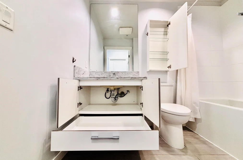 302 3263 PIERVIEW CRESCENT, Vancouver BC V5S 0C3, Vancouver BC — Residential for Sale - Photo 3