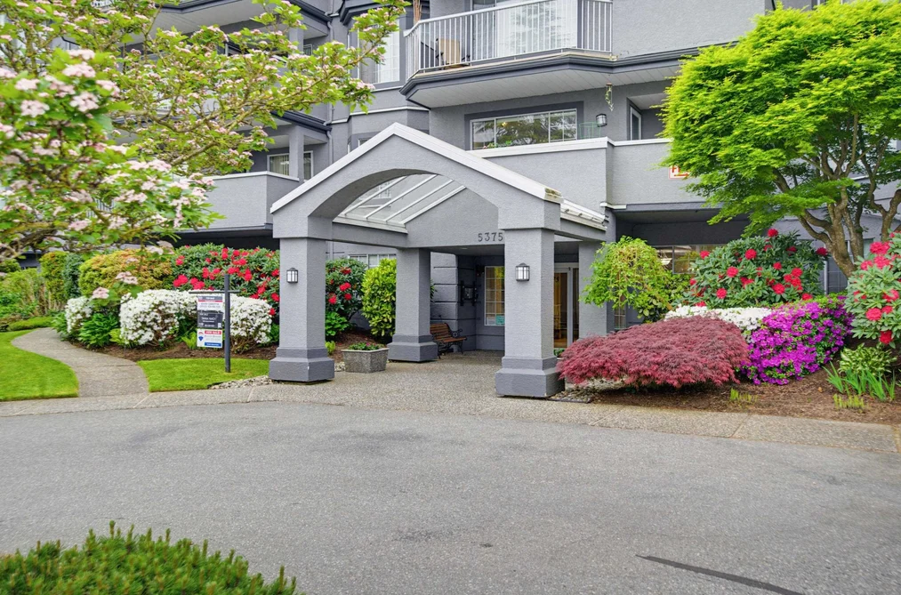 302 5375 205 STREET, Langley BC V3A 7V7, Langley BC — Residential for Sale - Photo 3
