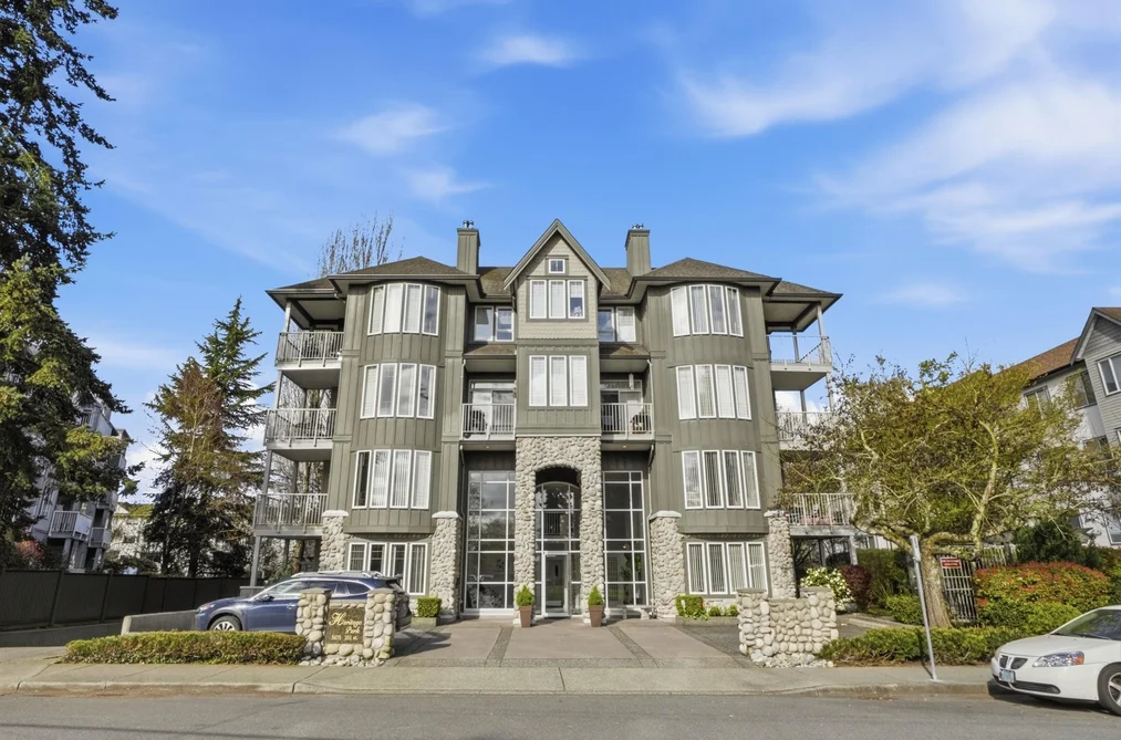 302 5475 201 STREET, Langley BC V3A 1P8, Langley BC — Residential for Sale - Photo 2