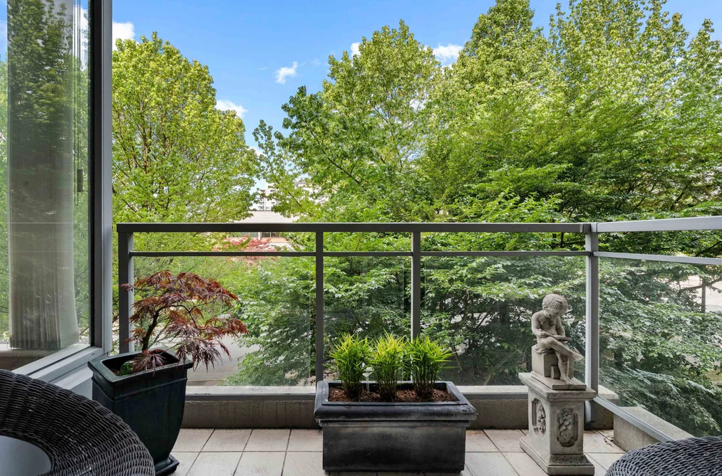 302 588 16TH STREET, West Vancouver BC V7V 3R7, West Vancouver BC — Residential for Sale — Photo 11 of 34