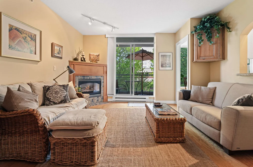 302 588 16TH STREET, West Vancouver BC V7V 3R7, West Vancouver BC — Residential for Sale — Photo 19 of 34