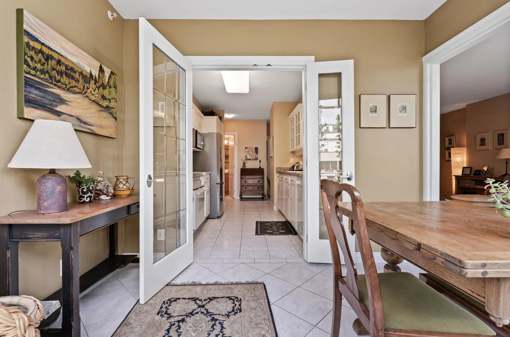 302 588 16TH STREET, West Vancouver BC V7V 3R7, West Vancouver BC — Residential for Sale — Photo 21 of 34