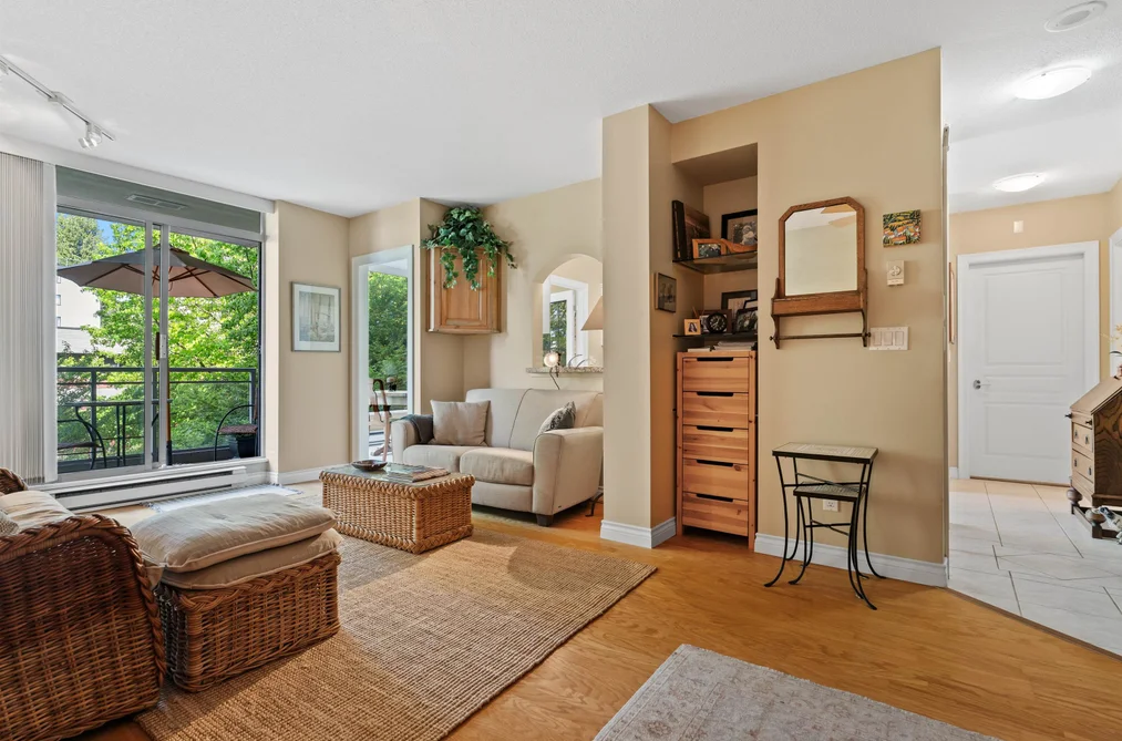 302 588 16TH STREET, West Vancouver BC V7V 3R7, West Vancouver BC — Residential for Sale — Photo 25 of 34