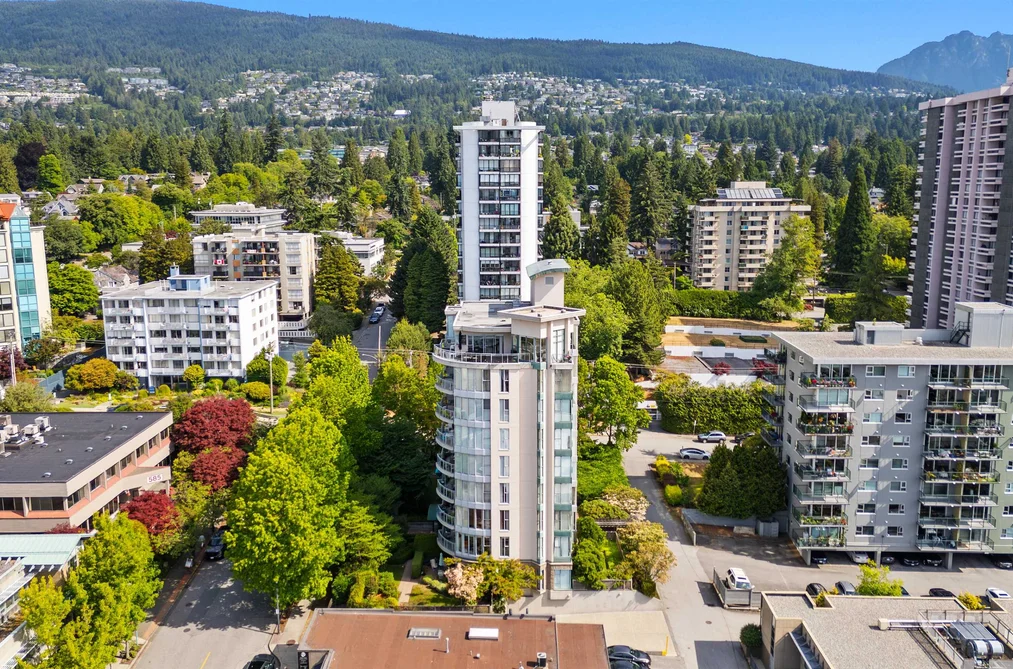 302 588 16TH STREET, West Vancouver BC V7V 3R7, West Vancouver BC — Residential for Sale — Photo 33 of 34
