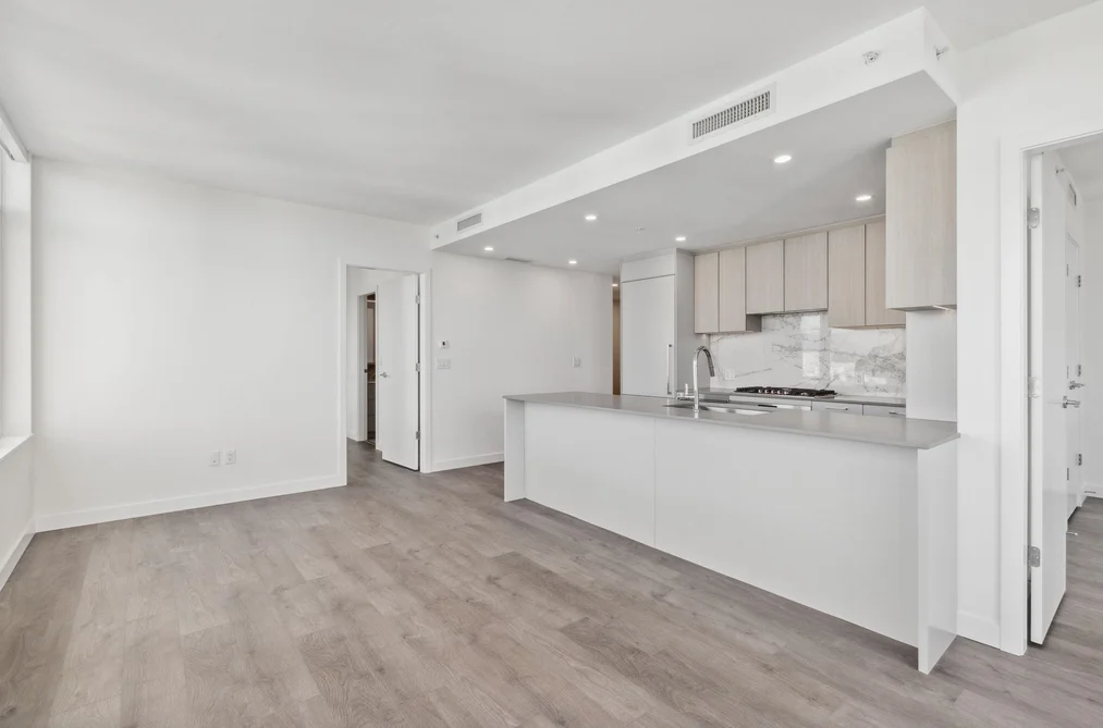 302 6468 WILLINGDON AVENUE, Burnaby BC V0V 0V0, Burnaby BC — Residential for Sale - Photo 7