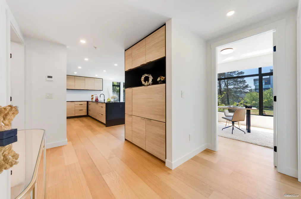 302 6485 MANITOBA STREET, Vancouver BC V5Y 0P7, Vancouver BC — Residential for Sale - Photo 2